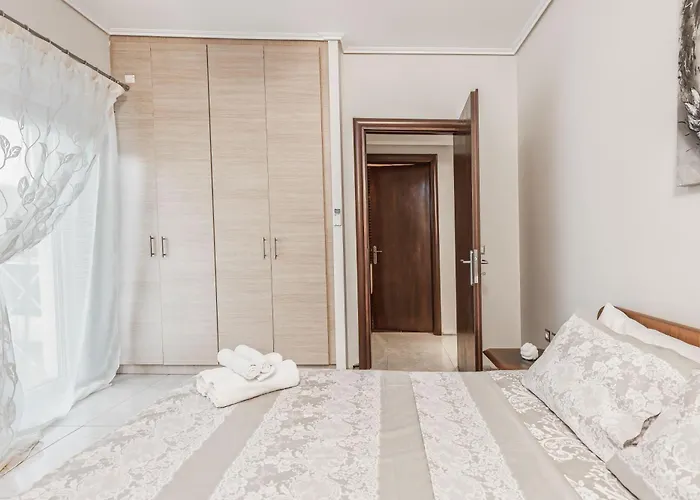 Sunbeam Evia Apartment