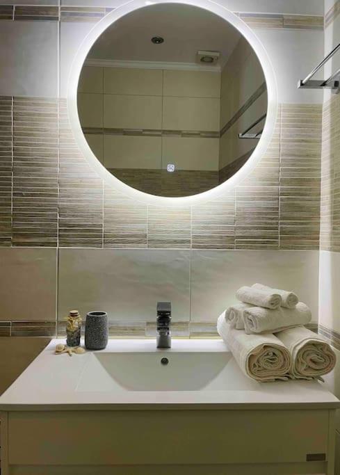 Sunbeam Evia Apartment *